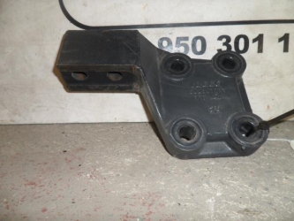 SOPORTE POSTERIOR MOTOR IVECO