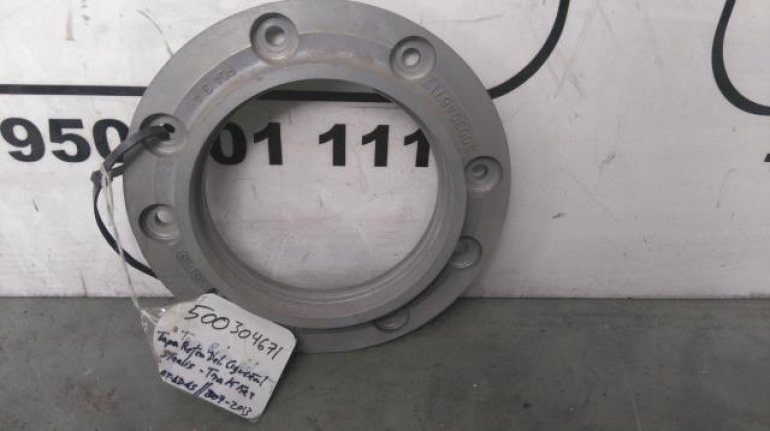 TAPA RETEN IVECO