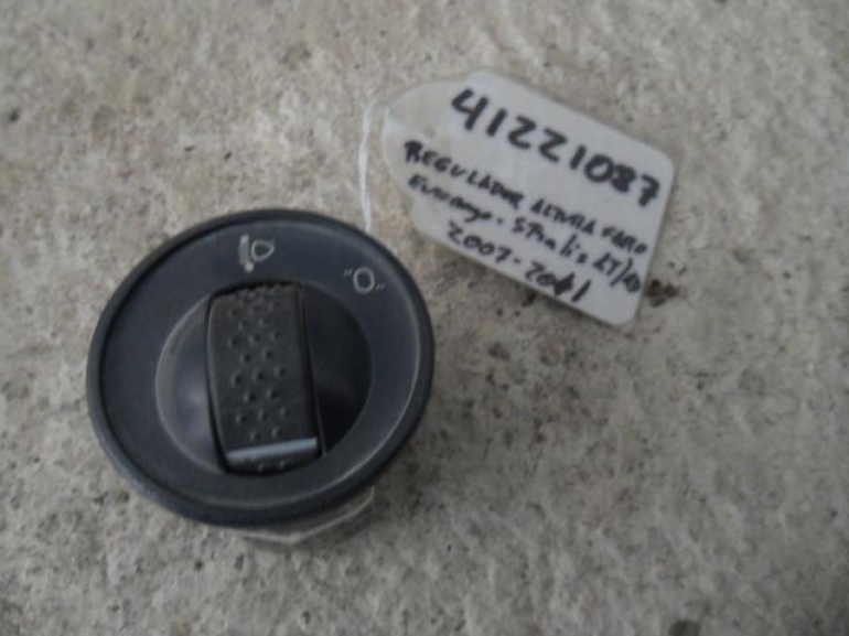 REGULADOR ALTURA FARO IVECO